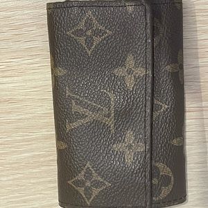Louis Vuitton Key holder/wallet 🧡